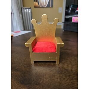 Kidkraft Wooden Dollhouse Furniture Queen Chair